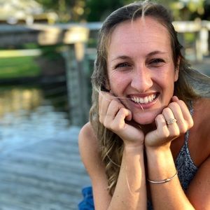 Meet your Posher, Kaila